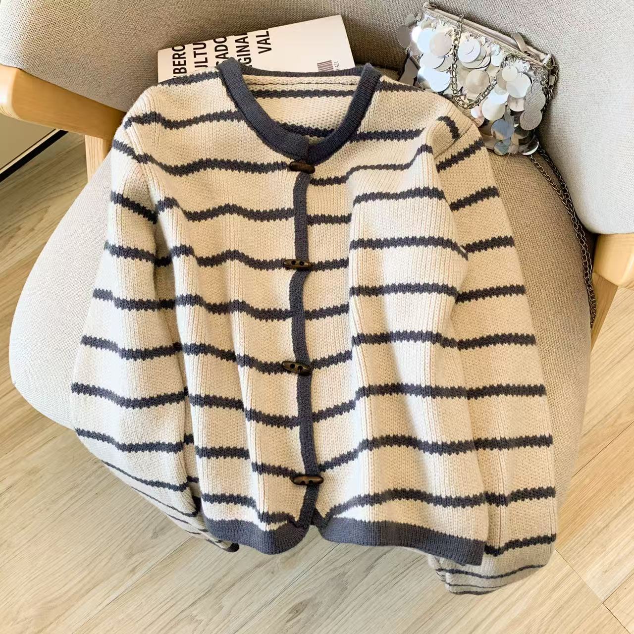 Women's Striped O-Neck Cardiga - Crop Cardigan Vintage review and price
