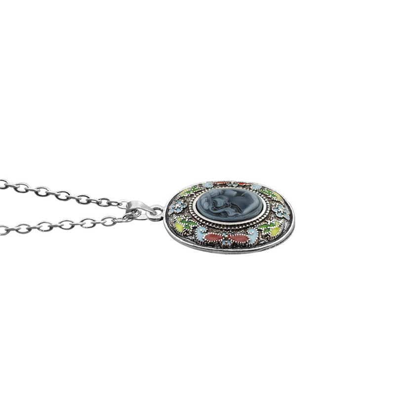 Vintage Look Lady Queen Cameo  - Vintage Fashion Looks review and price